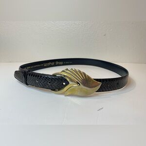 Vintage Leather Shop Women’s Dark Brown Designer Belt with Gold Buckle Size‎ M